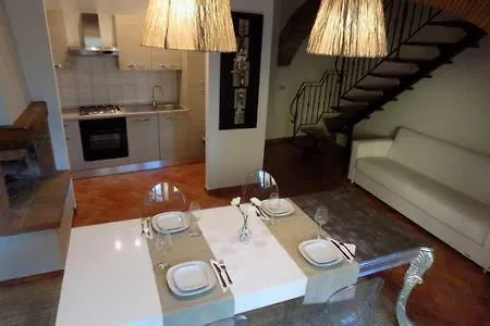Apartment Suite Design Apt In Florence Lastra a Signa Italy
